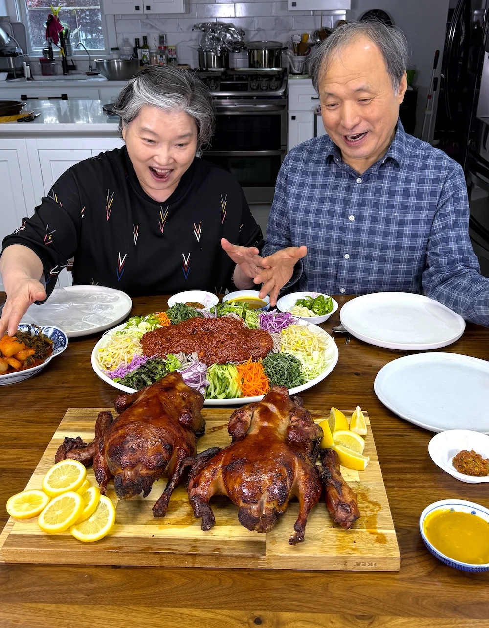 A Culinary Masterpiece Unveiled: The "Best Duck Ever" Redefines Korean Smoked Duck