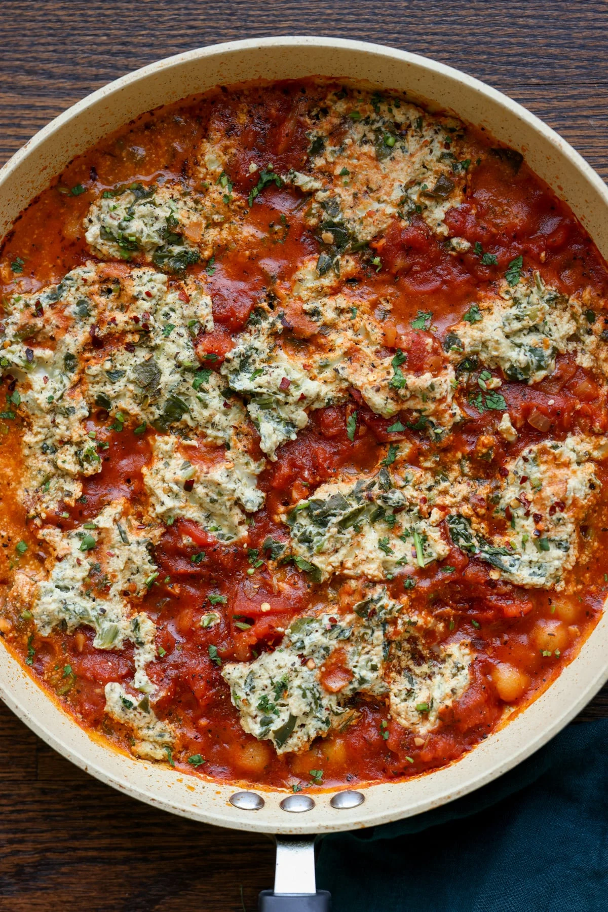 Effortless Elegance: Creamy Sun-Dried Tomato Skillet Gnocchi Promises 30-Minute Gourmet
