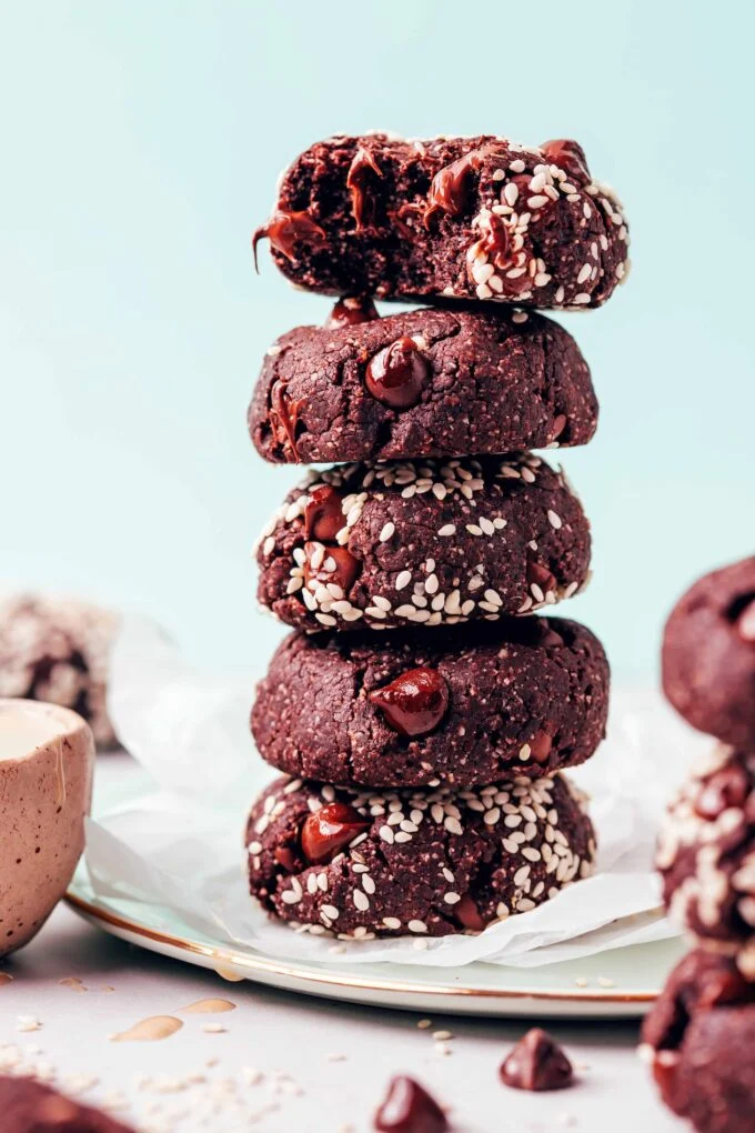 Fudgy Chocolate Tahini Cookies: A Culinary Revelation in Under an Hour