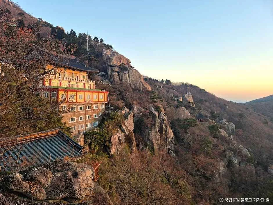 Hallyeohaesang National Park (Tongyeong): A Jewel of the Southern Sea