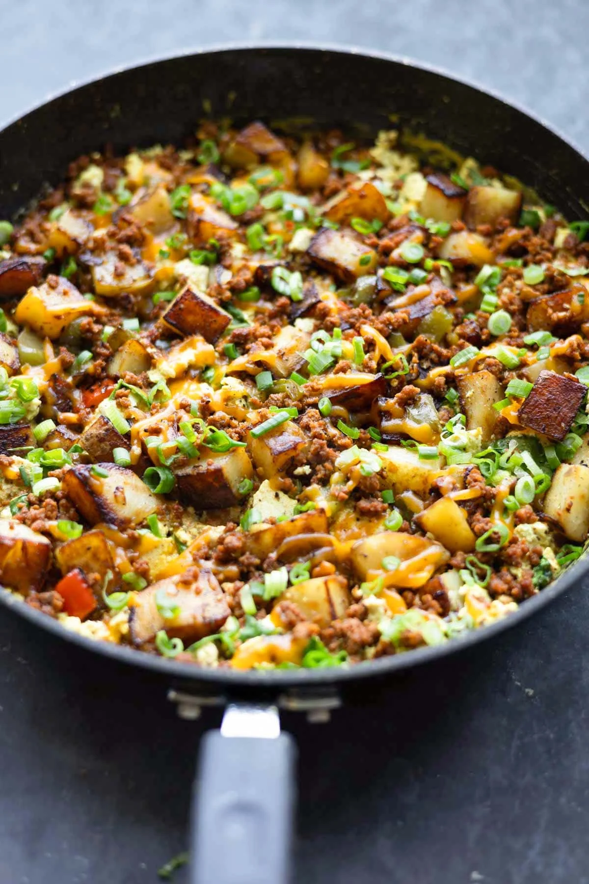 Indulge in a Hearty Vegan Country Breakfast Skillet: A Taste of Diner Nostalgia, Plant-Powered