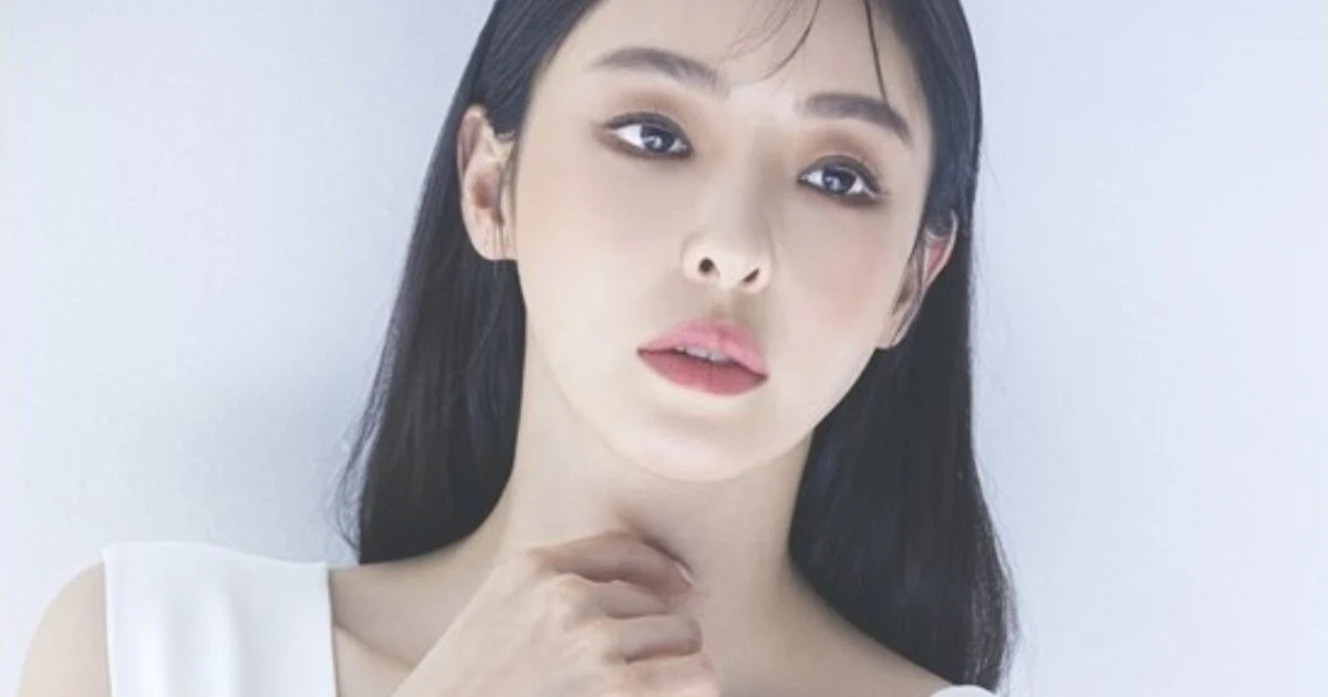 Lee Da Hee Reflects on Heartbreaking Three-Year Relationship and the Lingering Pain of Lost Love
