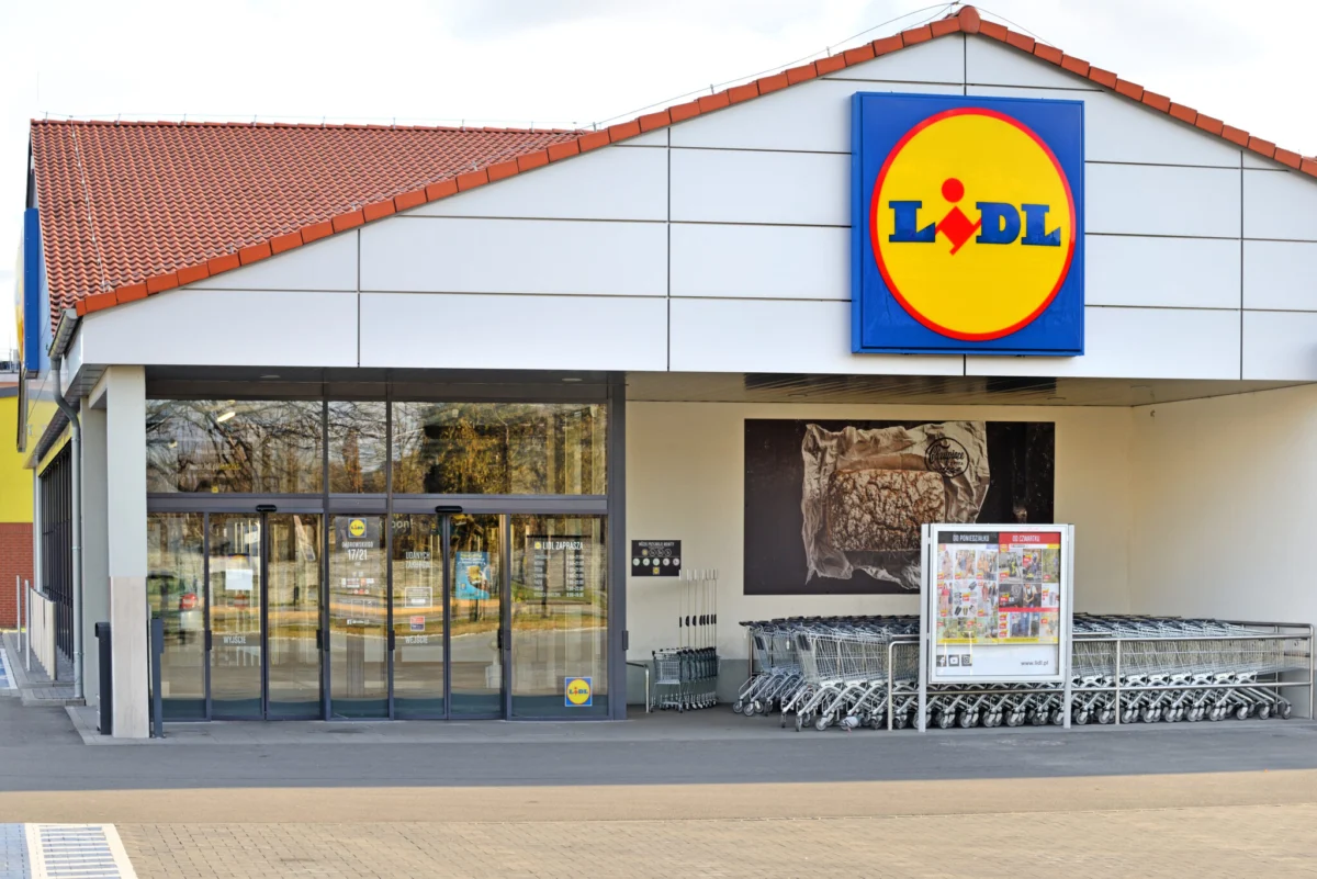 Lidl Elevates Plant-Based Offerings with Debut of Vitasia Seaweed Pearls, a Sophisticated Vegan Caviar Alternative
