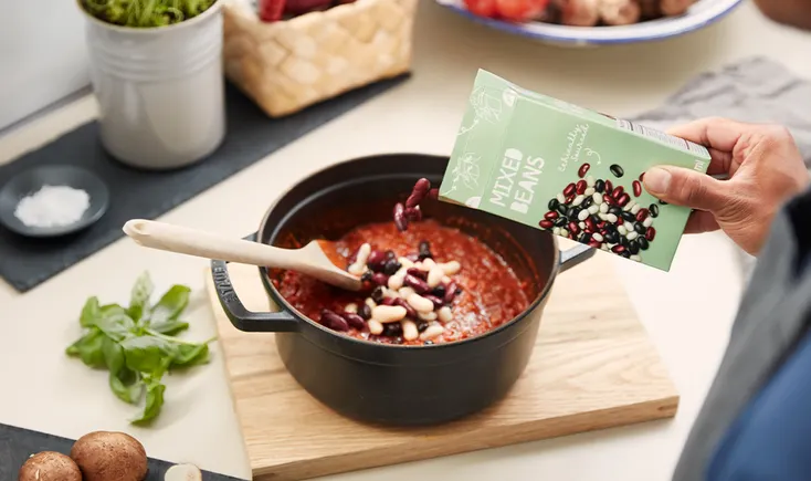 Rethinking Food Packaging: How Evolving Consumer Demands are Shaping the Future of Shelves