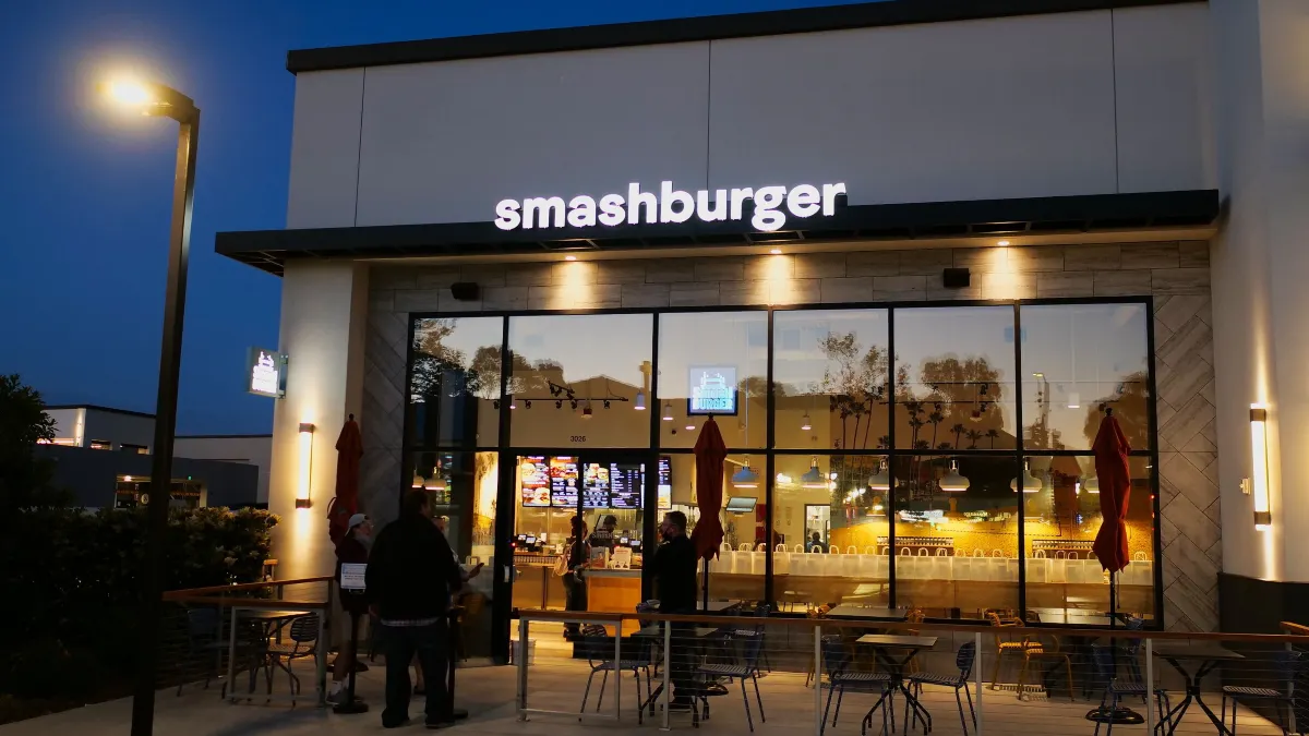 Smashburger Appoints New CMO Kate Savelli Amid Aggressive National Expansion Strategy