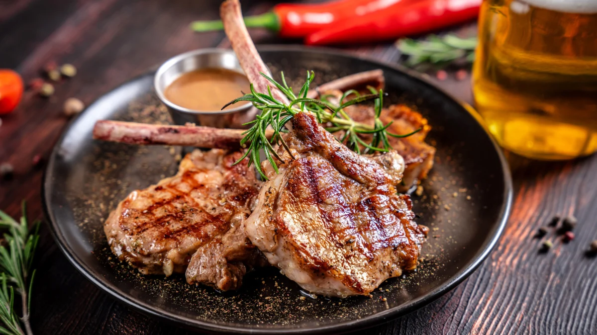 The Artisan’s Secret to the Perfect Lamb Chop: Why the Double-Rib Cut is the Key to Culinary Excellence