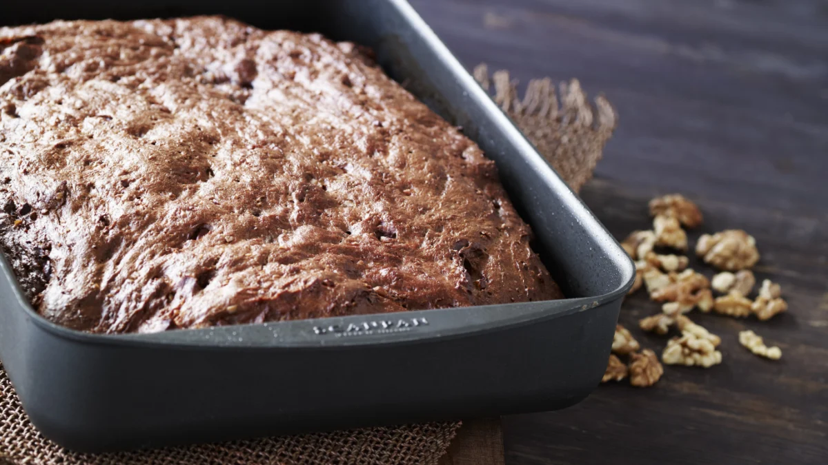 The Enduring Allure of Homemade Bread: From Bakery Dreams to Kitchen Realities
