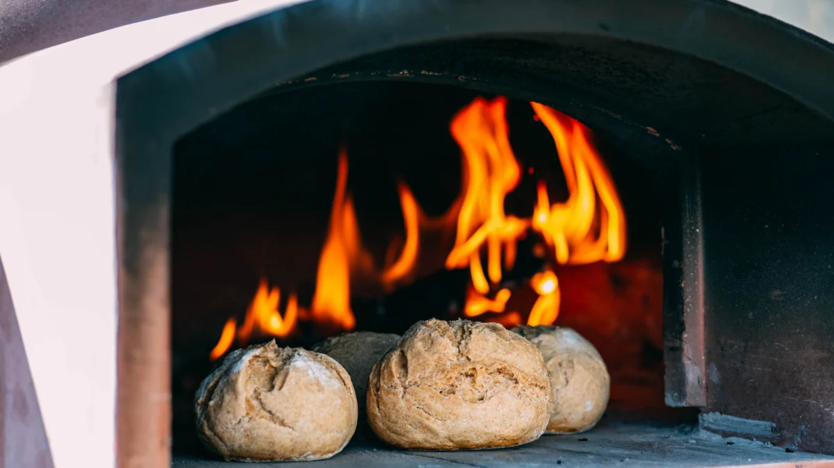 The Living Crust: Inside the 700-Year Legacy of Salzburg’s Stiftsbäckerei St. Peter