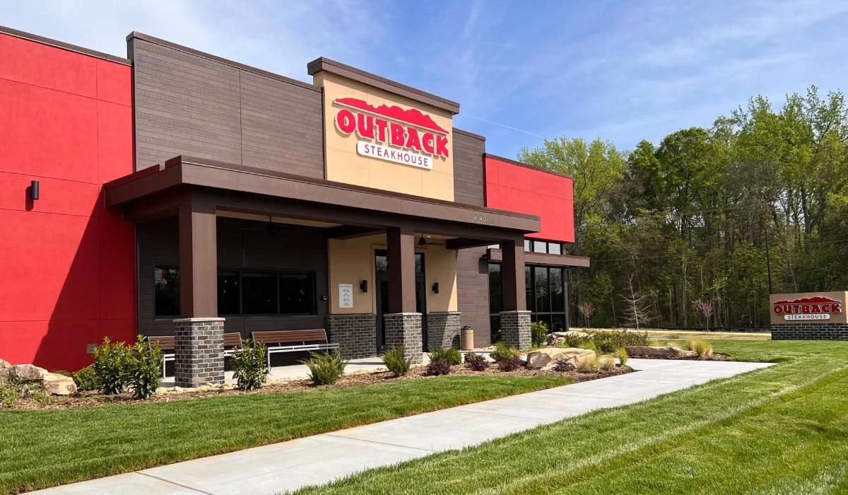 The Quality Over Quantity Pivot: Inside Outback Steakhouse’s Strategic Service Overhaul