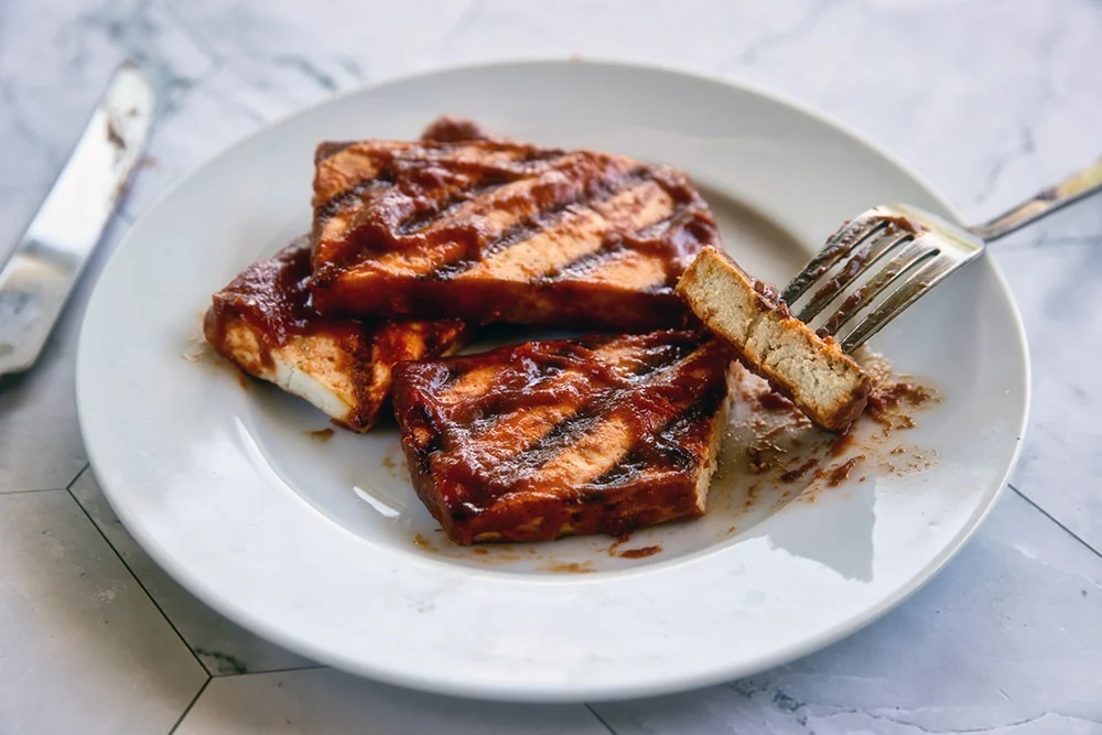 The Quest for the Perfect Smoked Flavor: Unveiling a Homemade BBQ Sauce Recipe That Rivals the Bottle