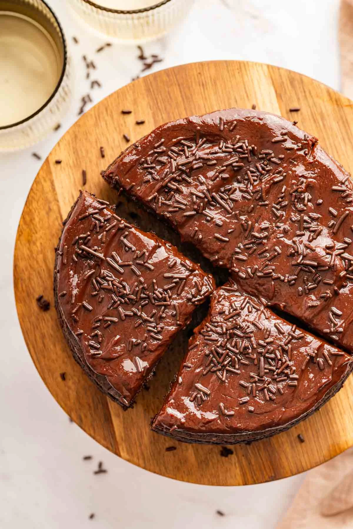 The Secret Ingredient to Ultimate Chocolate Indulgence: A Deep Dive into the Sour Cream Chocolate Cake