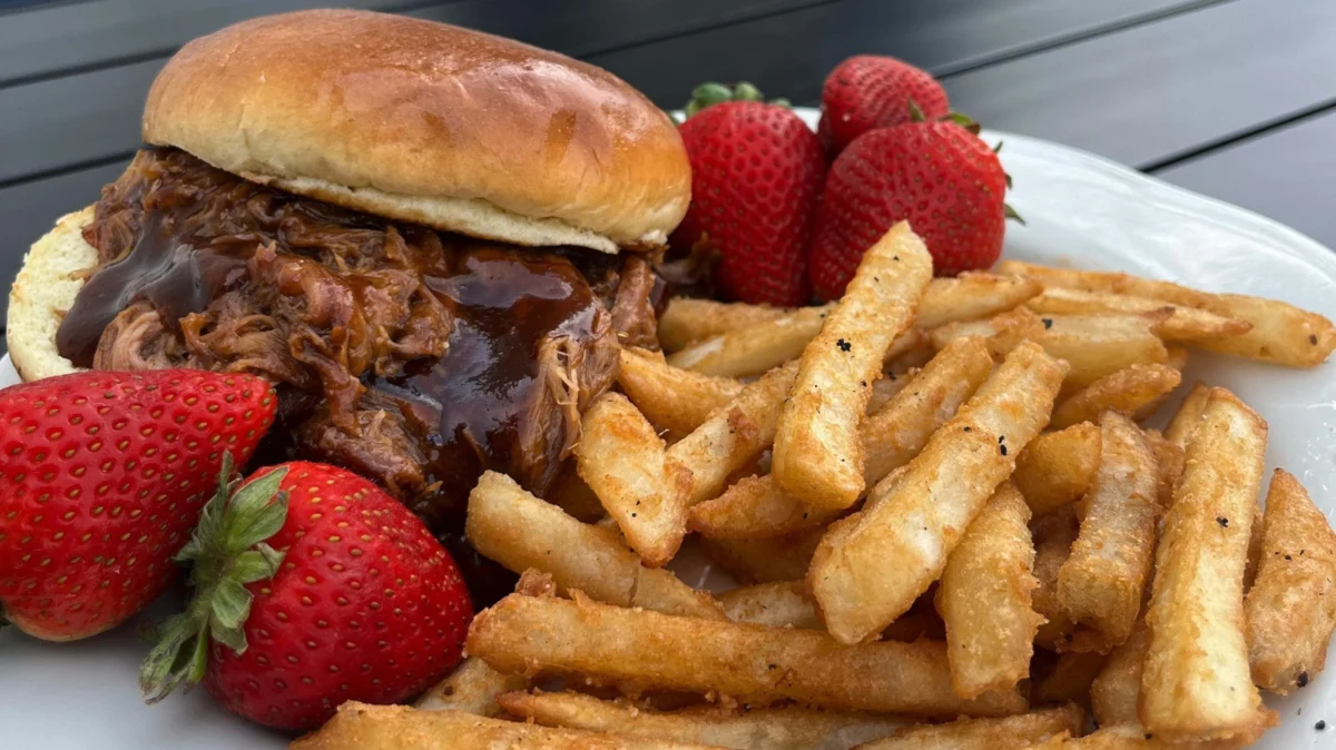 The Village Tavern: A Pillar of Illinois Culinary History Endures in Long Grove