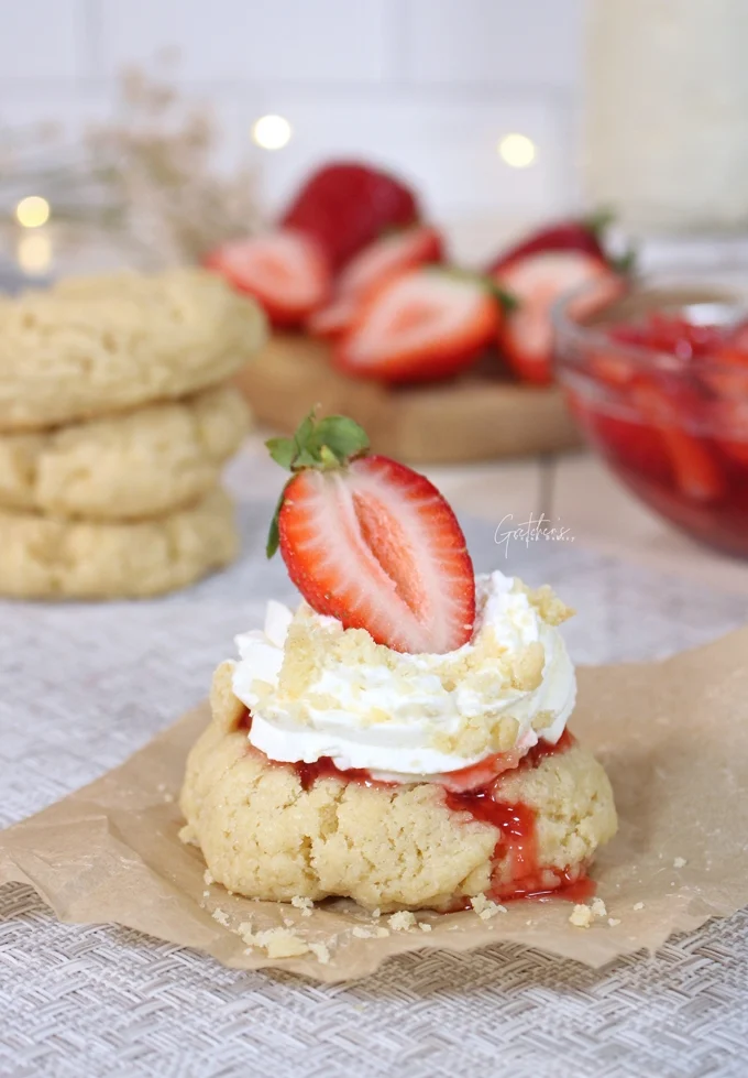 A Sweet Revolution: Strawberry Shortcake Reimagined as Effortless Cookies