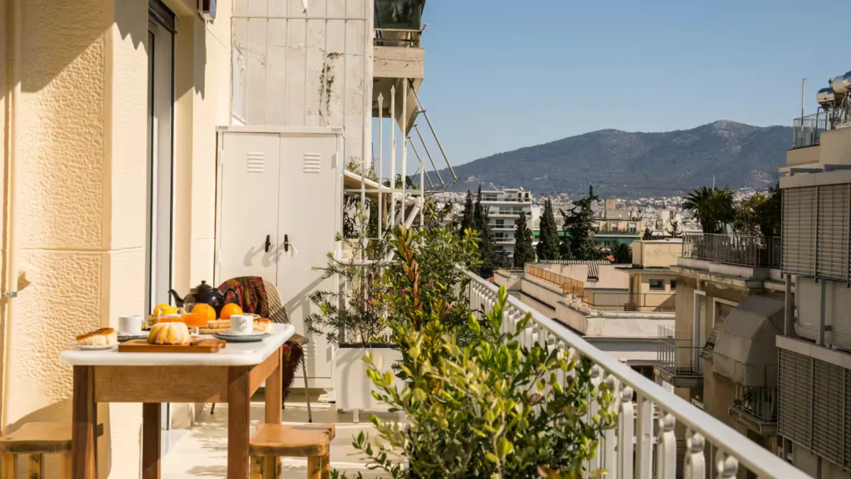 Athens Unveiled: Navigating the Ancient City with Modern Charm and Curated Stays