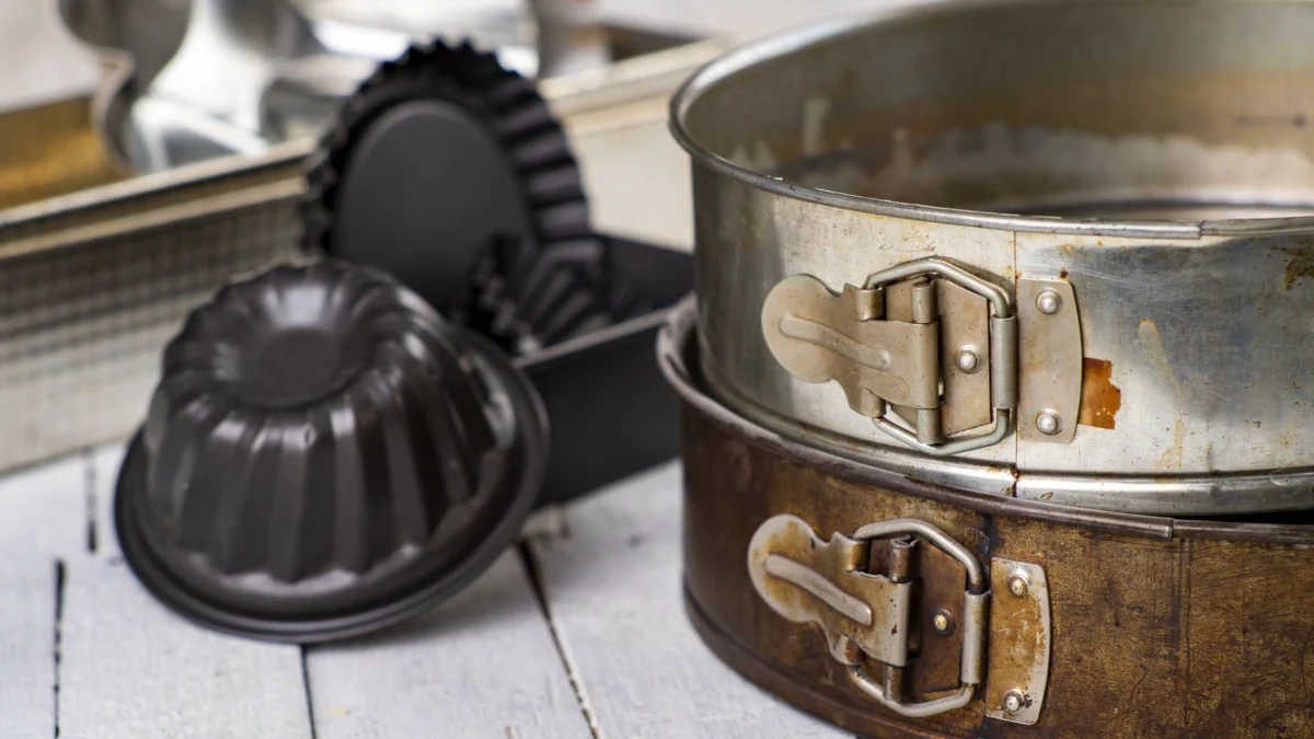 The Architecture of the Organized Kitchen: Revolutionizing Bakeware Storage and Preservation