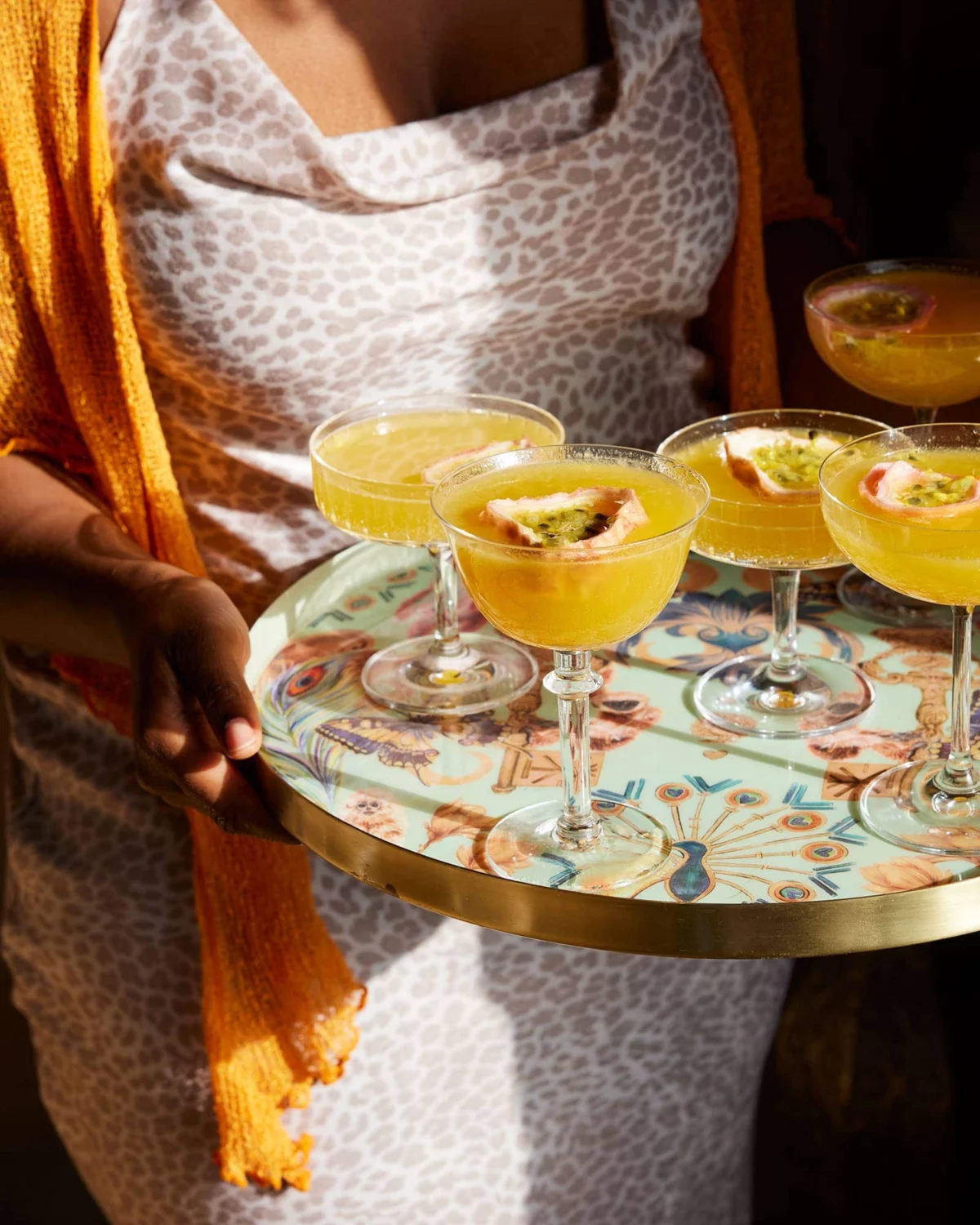 The Effervescent Revolution: How Sparkling Wine is Redefining Modern Mixology