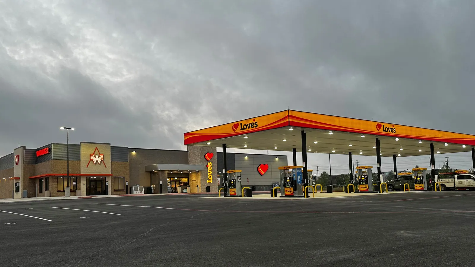 The Orange-and-White Horizon: Inside Whataburger’s Strategic Expansion into Convenience Retail