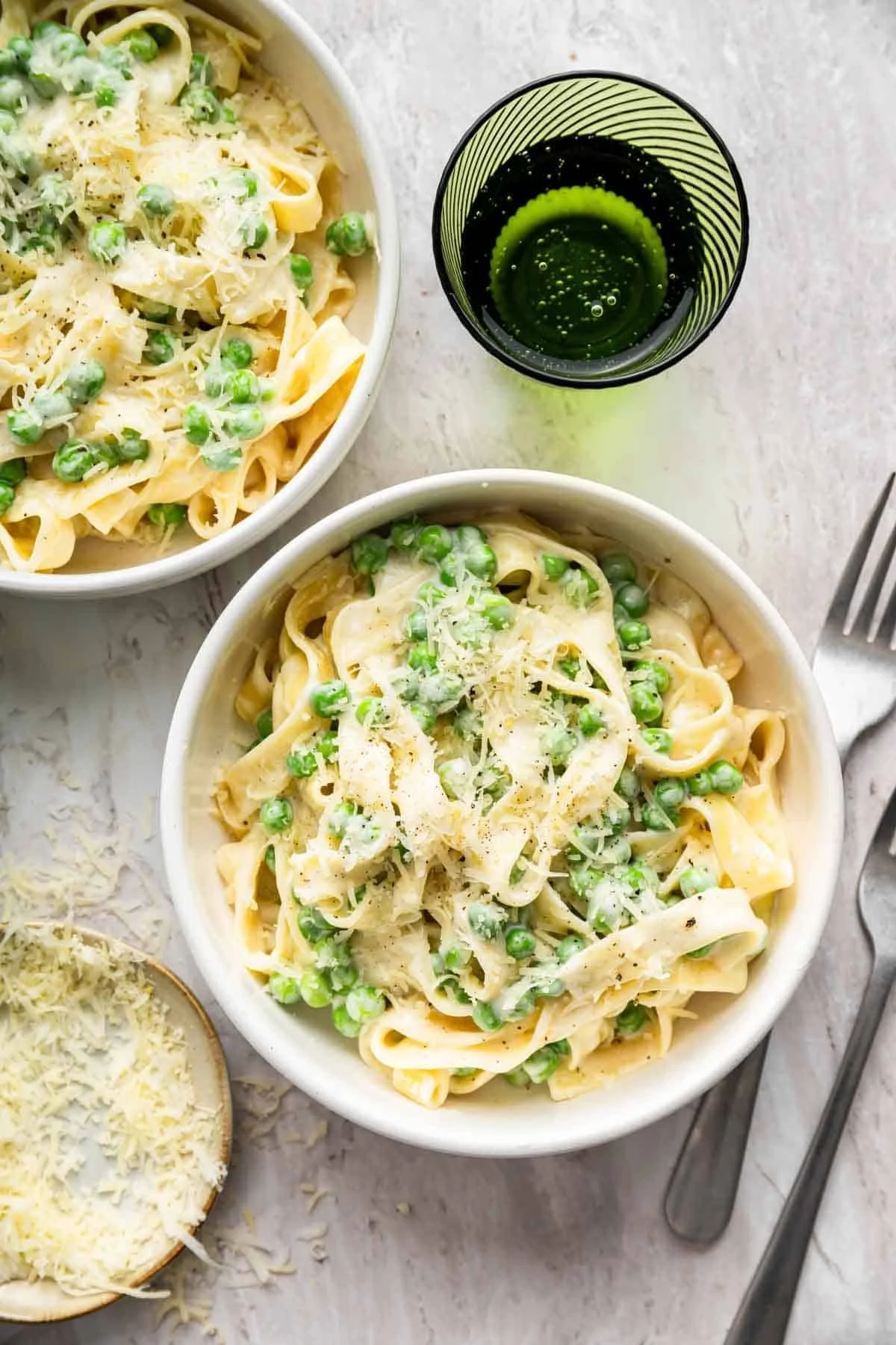 Culinary Innovation: Effortless Fettuccine Alfredo for Two Revolutionizes Home Dining