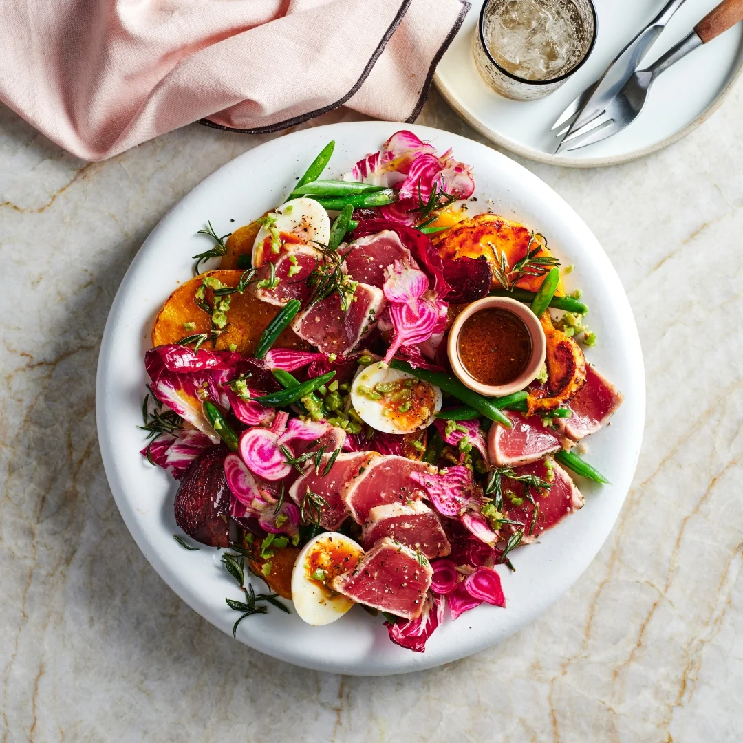 Gourmet Traveller Unveils a Masterpiece: The Seared Tuna and Radicchio Salad Redefining Culinary Excellence