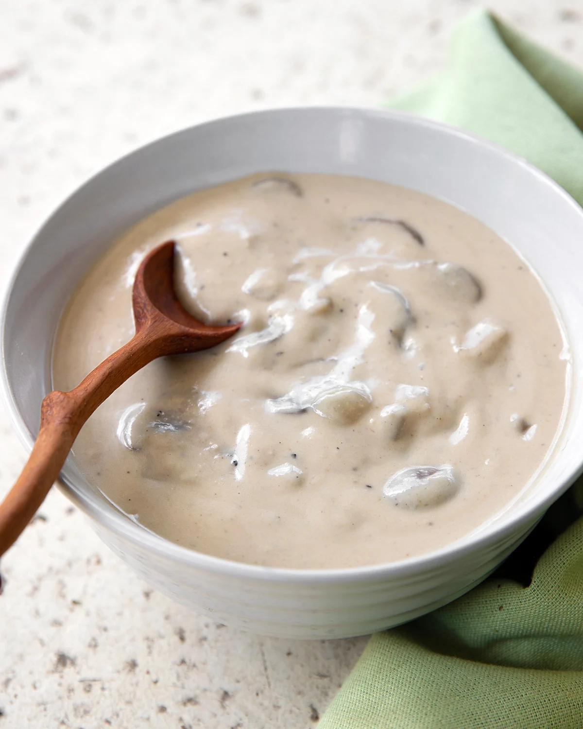 Indulge in Decadence: The Ultimate Guide to Creamy Vegan Mushroom Gravy