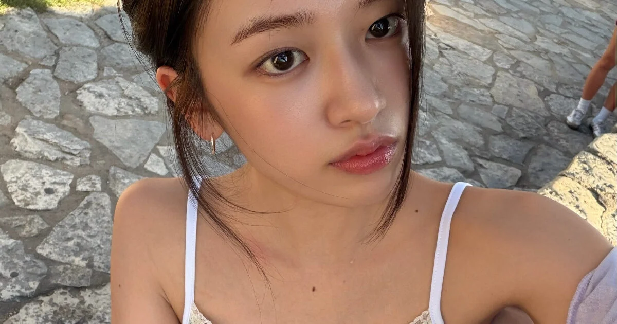 IVE’s Ahn Yujin Captivates the United States with Unmistakable Aura and Charming Encounters
