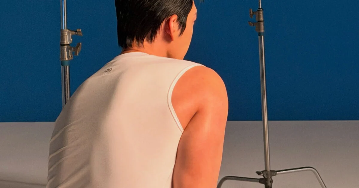Kim Woo-bin’s Striking Physique and Enduring Appeal Captivate Fans and Media Alike