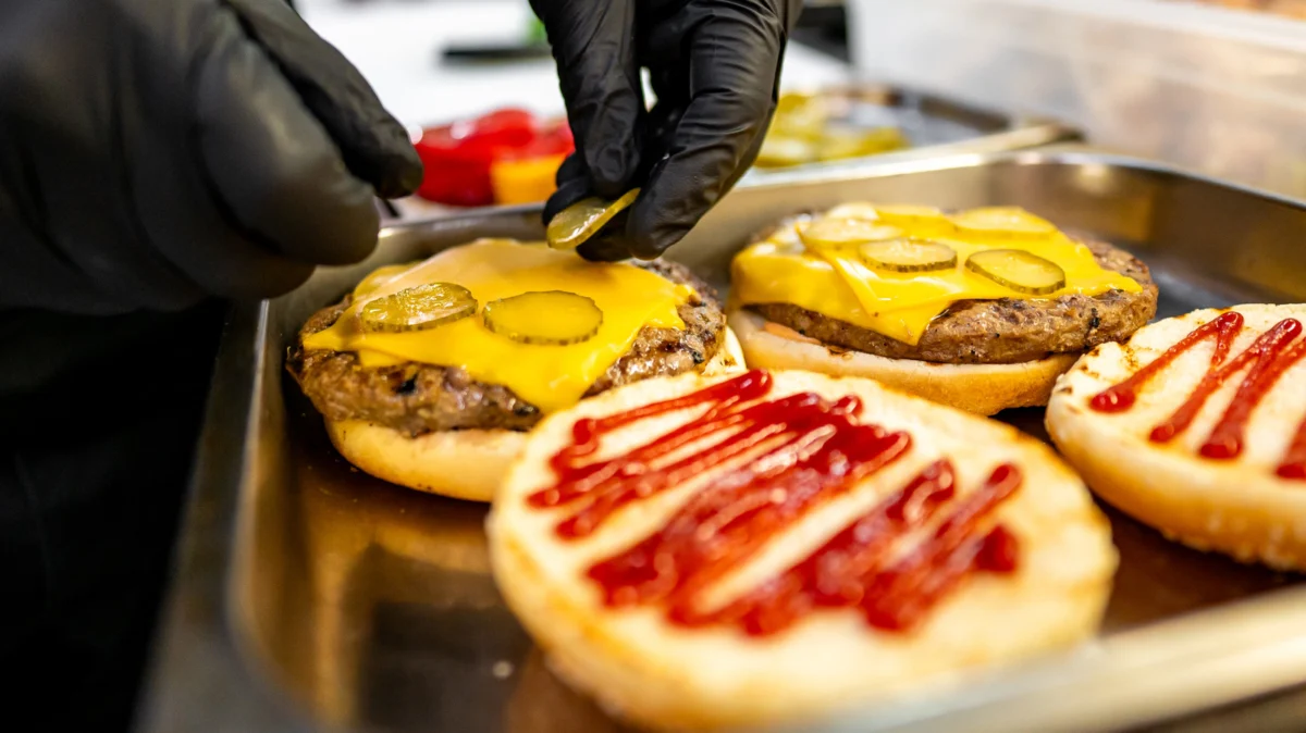 Savvy Savings: Navigating the Fast Food Landscape for Delicious Sandwiches Under $5