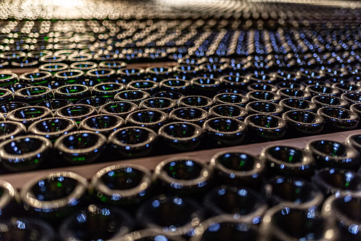 Sophisticated Heist at Banfi: Over 3,000 Bottles of Premium Alta Langa DOCG Stolen in Piedmont