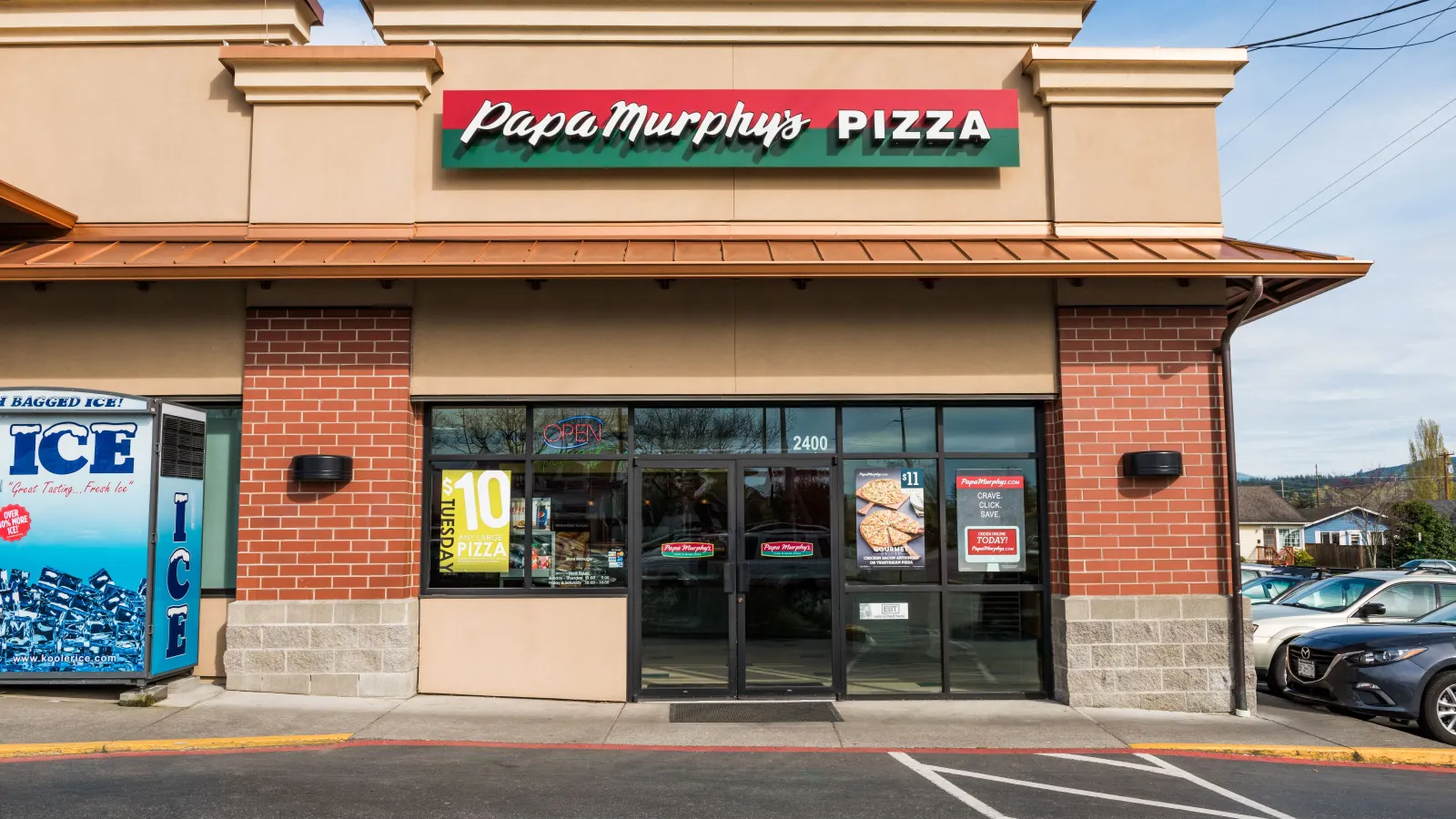 Strategic Retrenchment: MTY Food Group Signals Major Shift with Papa Murphy’s Closures