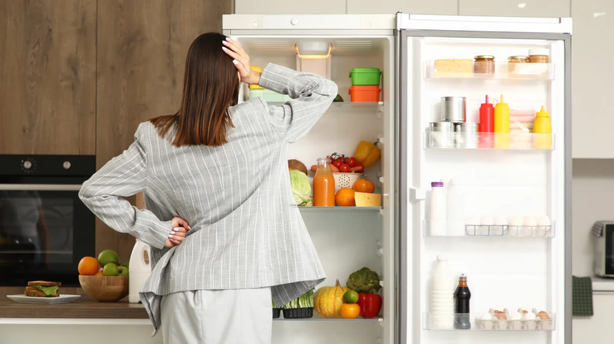 The Science of Freshness: How a Simple Natural Duo Prevents Refrigerator Grease and Odor Buildup