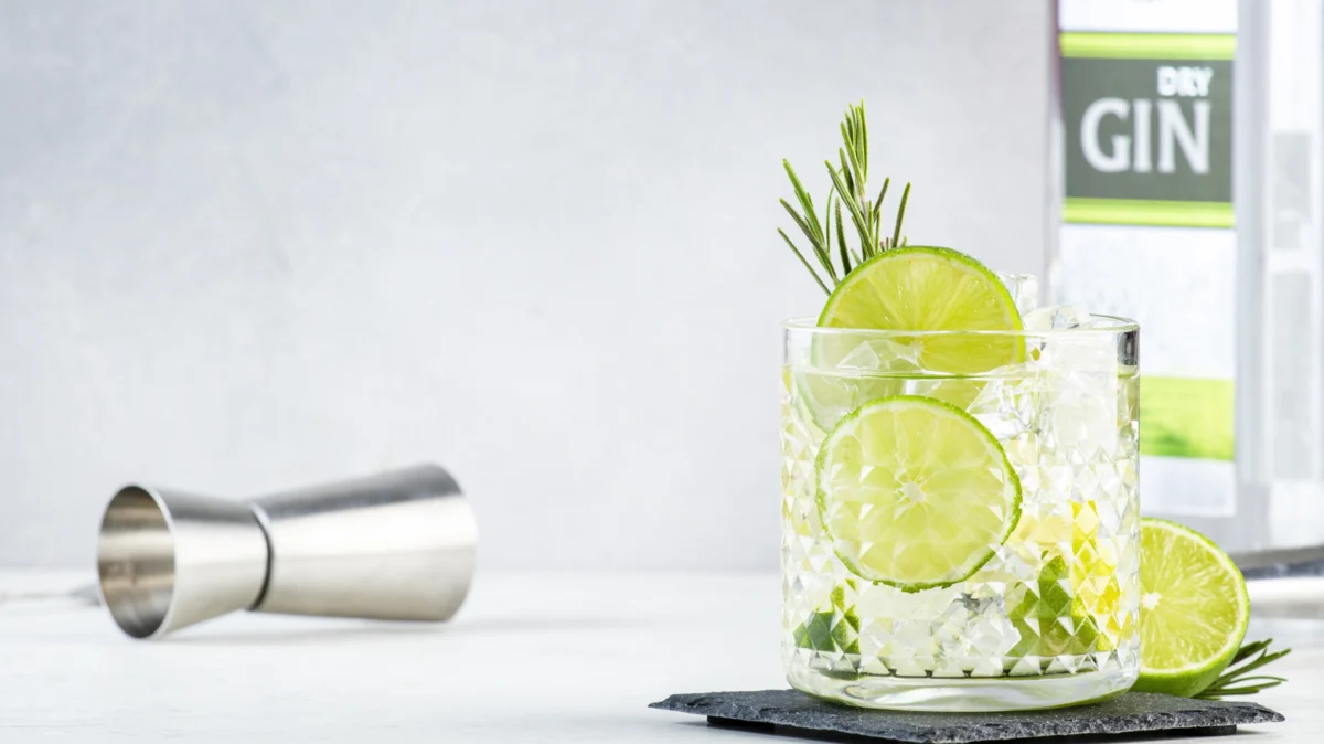 The Science of Spirits: Understanding the Longevity and Preservation of Gin