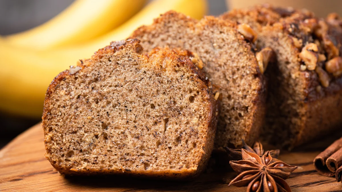 The Secret to Gourmet Results: How Instant Pudding Transforms Boxed Banana Bread into a Culinary Masterpiece