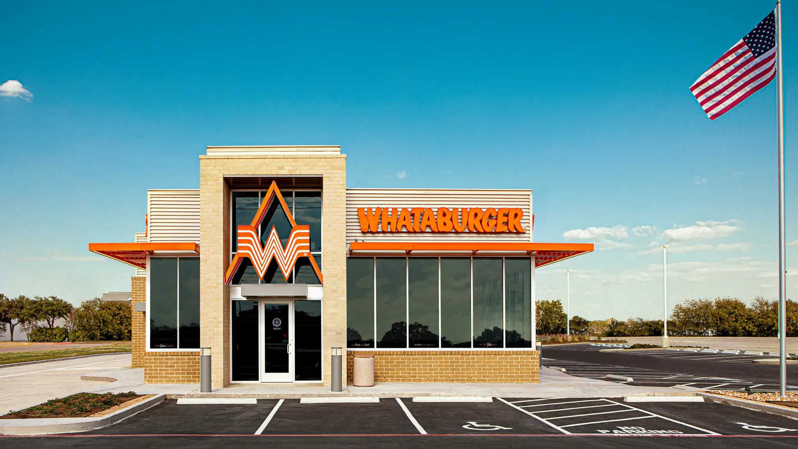 Whataburger Appoints QSR Veteran Ryan Moore as CFO Amidst Aggressive National Expansion