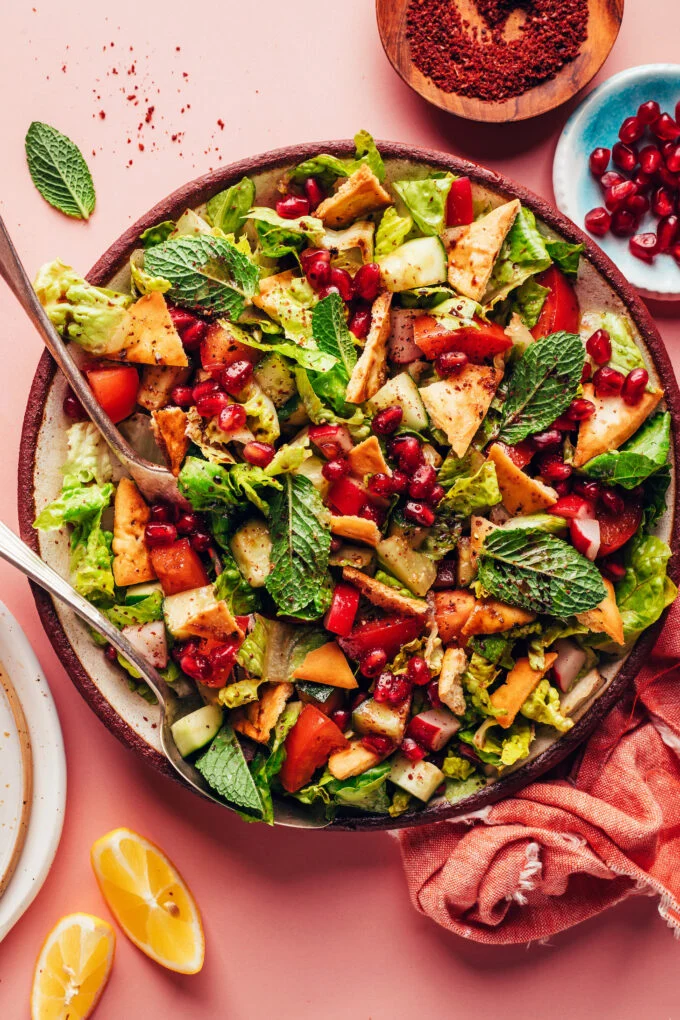 A Culinary Journey to the Levant: Mastering the Effortless Fattoush Salad