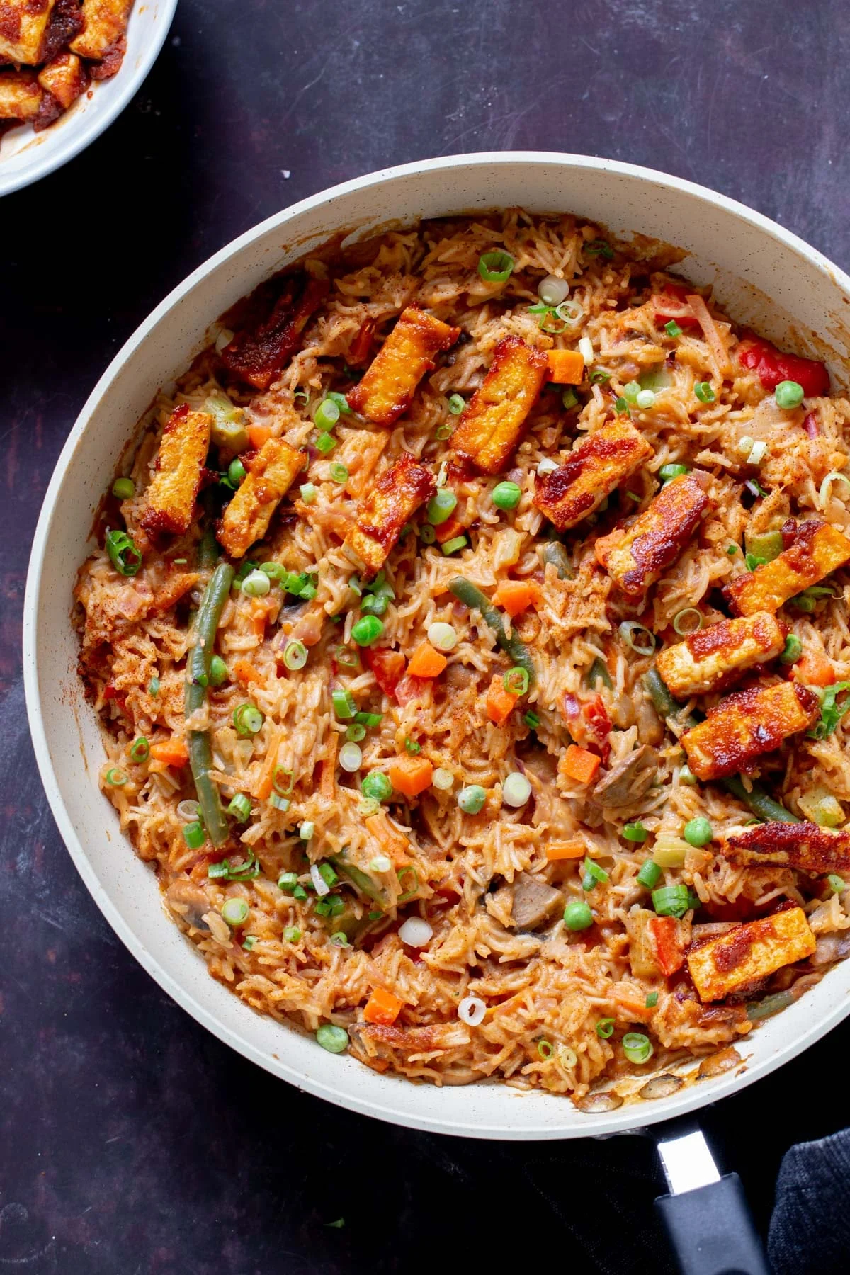 A Culinary Symphony in a Single Skillet: The Irresistible Allure of Peanut Gochujang Rice