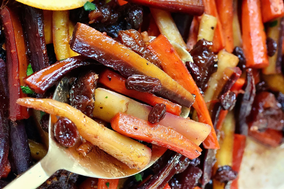 A Modern Twist on a Timeless Classic: Unveiling a Fuss-Free, Flavor-Packed Carrot Tzimmes