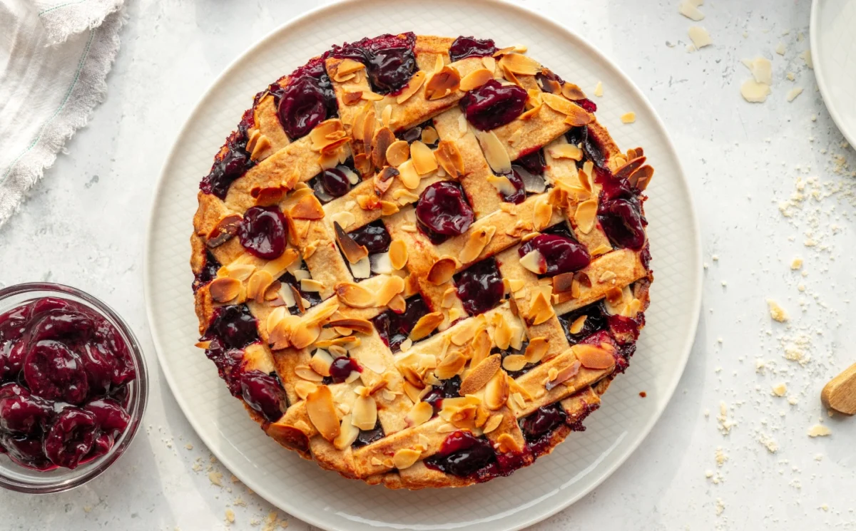 A Sweet Symphony of Summer: Romy London Unveils a Divine Vegan Almond Cherry Pie