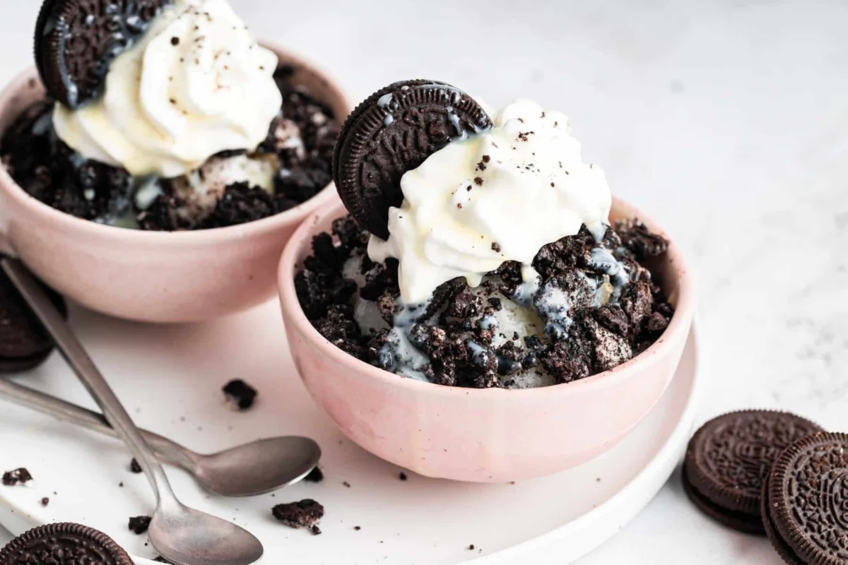 A Taste of Korea: Oreo Bingsu Delights with a Frozen Cookies and Cream Twist
