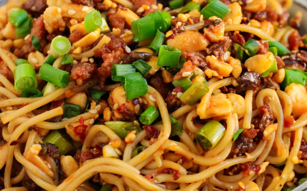 A Taste of Sichuan: Vegan Dan Dan Noodles Offer Fiery, Flavorful Journey
