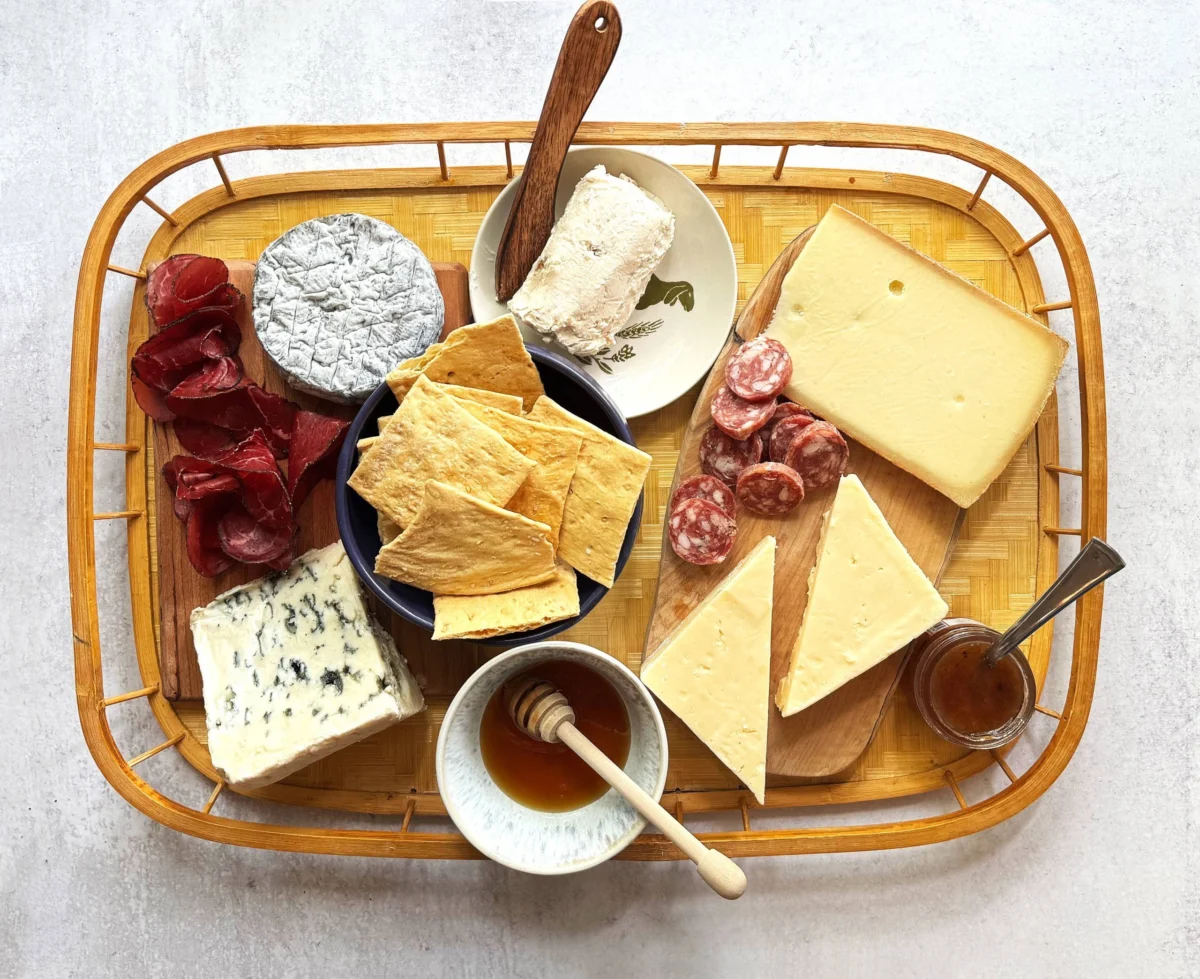A Taste of the Rockies: Colorado’s Summer Spirit Embodied in a Curated Cheese Plate