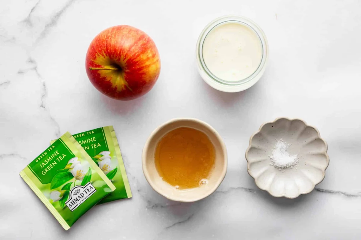 A Taste of Vegas: Recreating Molly Tea’s Enchanting Jasmine Apple Milk Tea at Home