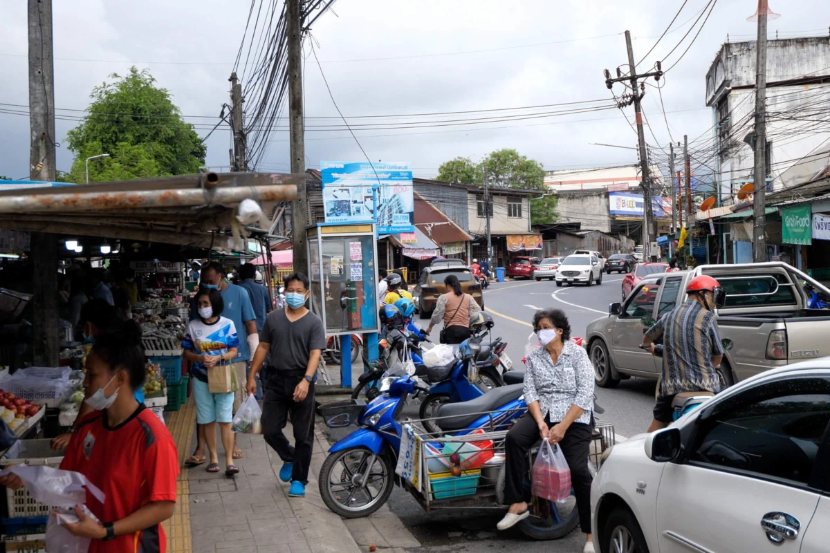 Cham Cha Market: A Culinary Heartbeat in Phuket Town