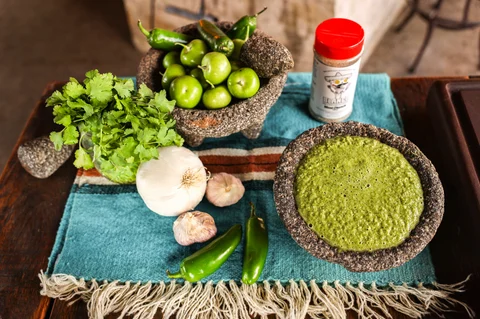 Charred Tomatillo Salsa Verde: A Fiery Fusion of Freshness and Smoky Depth
