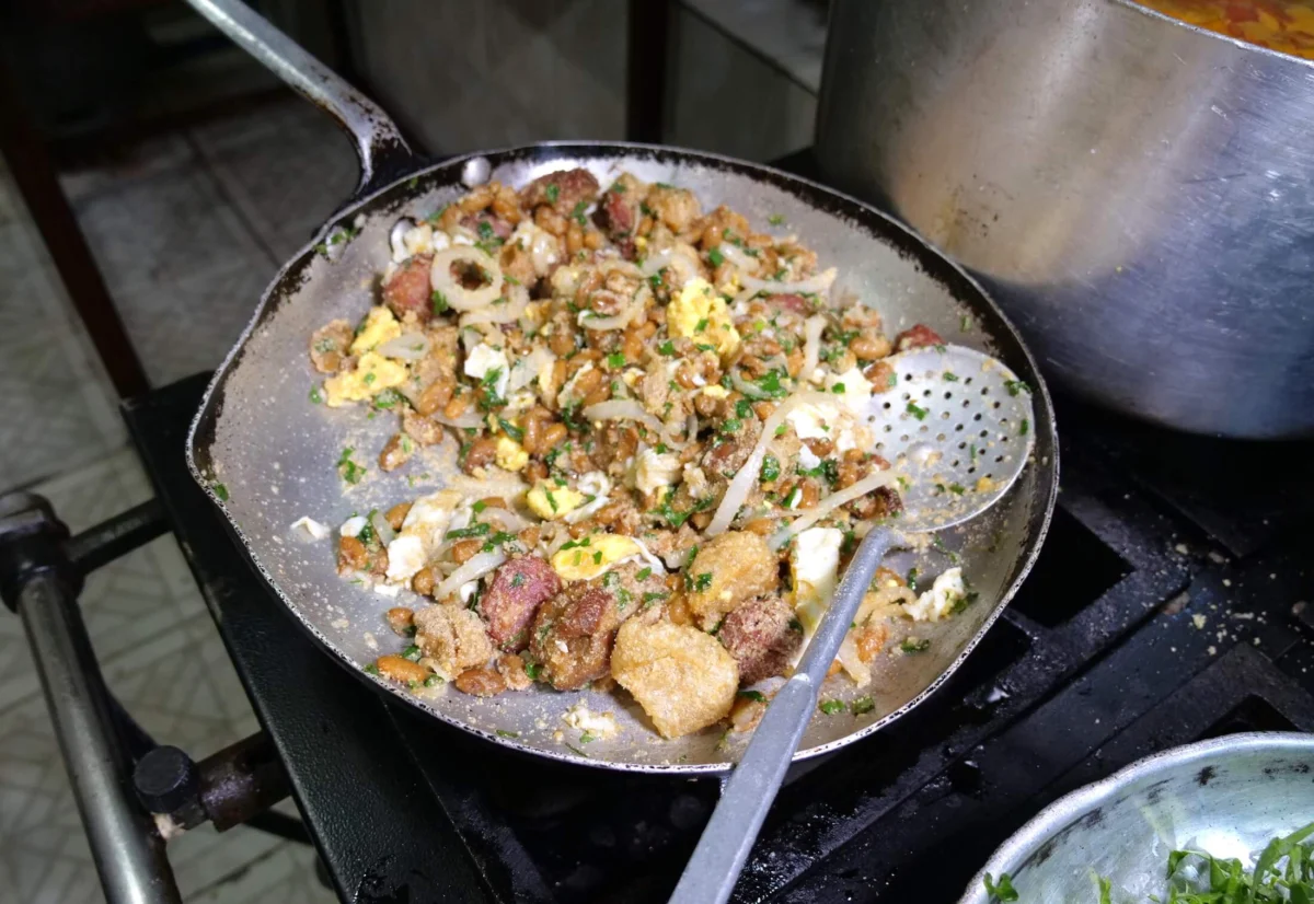 Culinary Heart of Minas Gerais: A Deep Dive into Bar Do Careca and Belo Horizonte’s Feijão Tropeiro