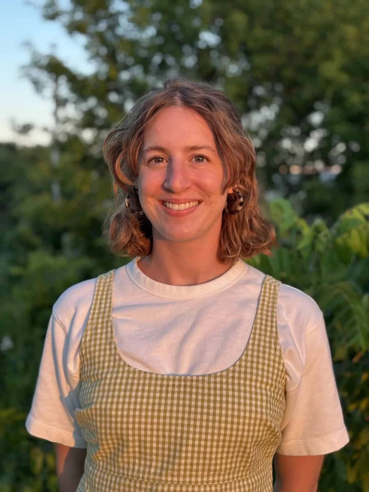 Igniting the Palate: Rachel Robey’s Chile and Cheddar Drop Biscuits Define Summer 2026’s Culinary Scene