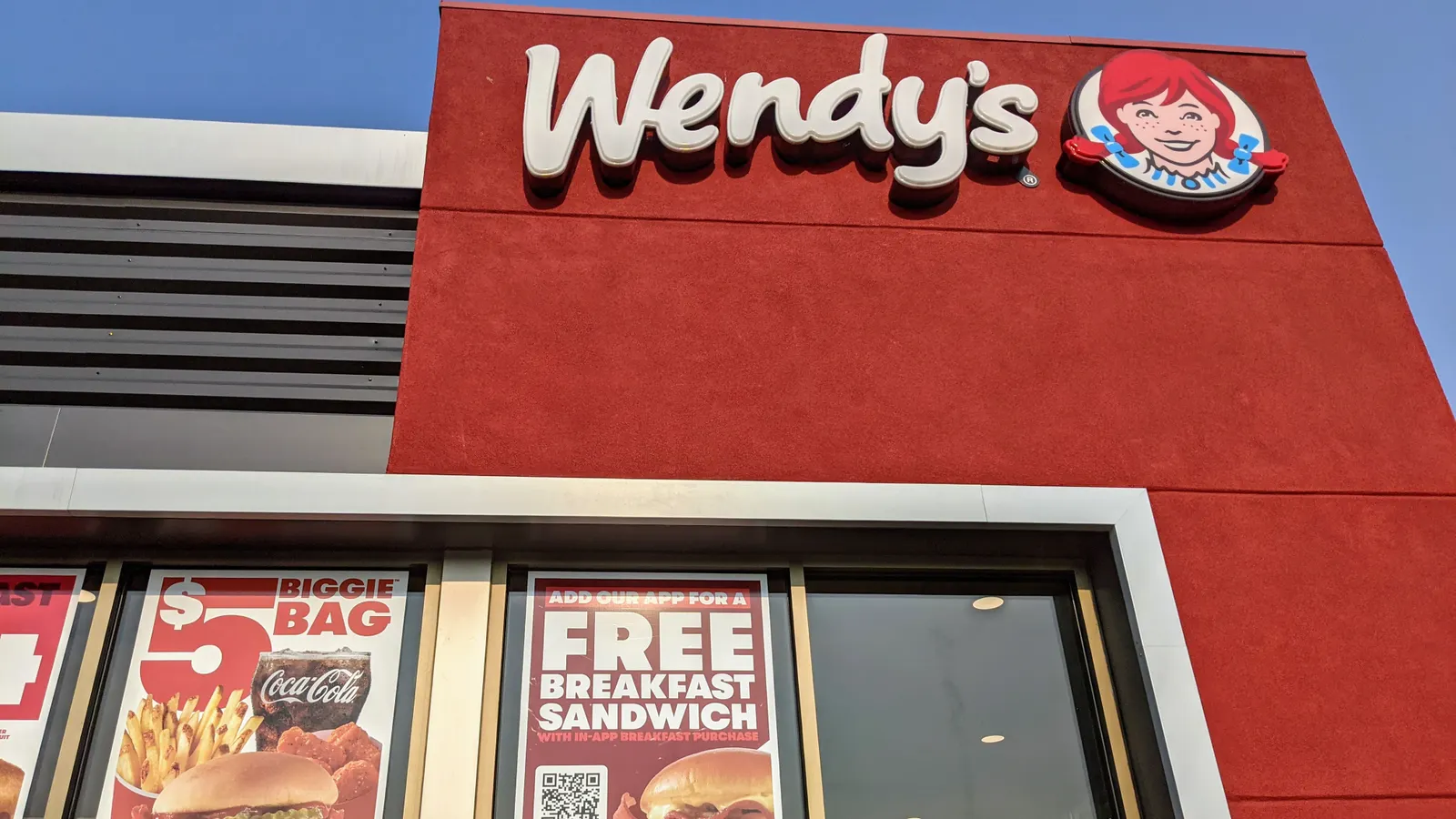 Rethinking the Morning Rush: Wendy’s Re-evaluates Breakfast Strategy Amid Traffic Slump