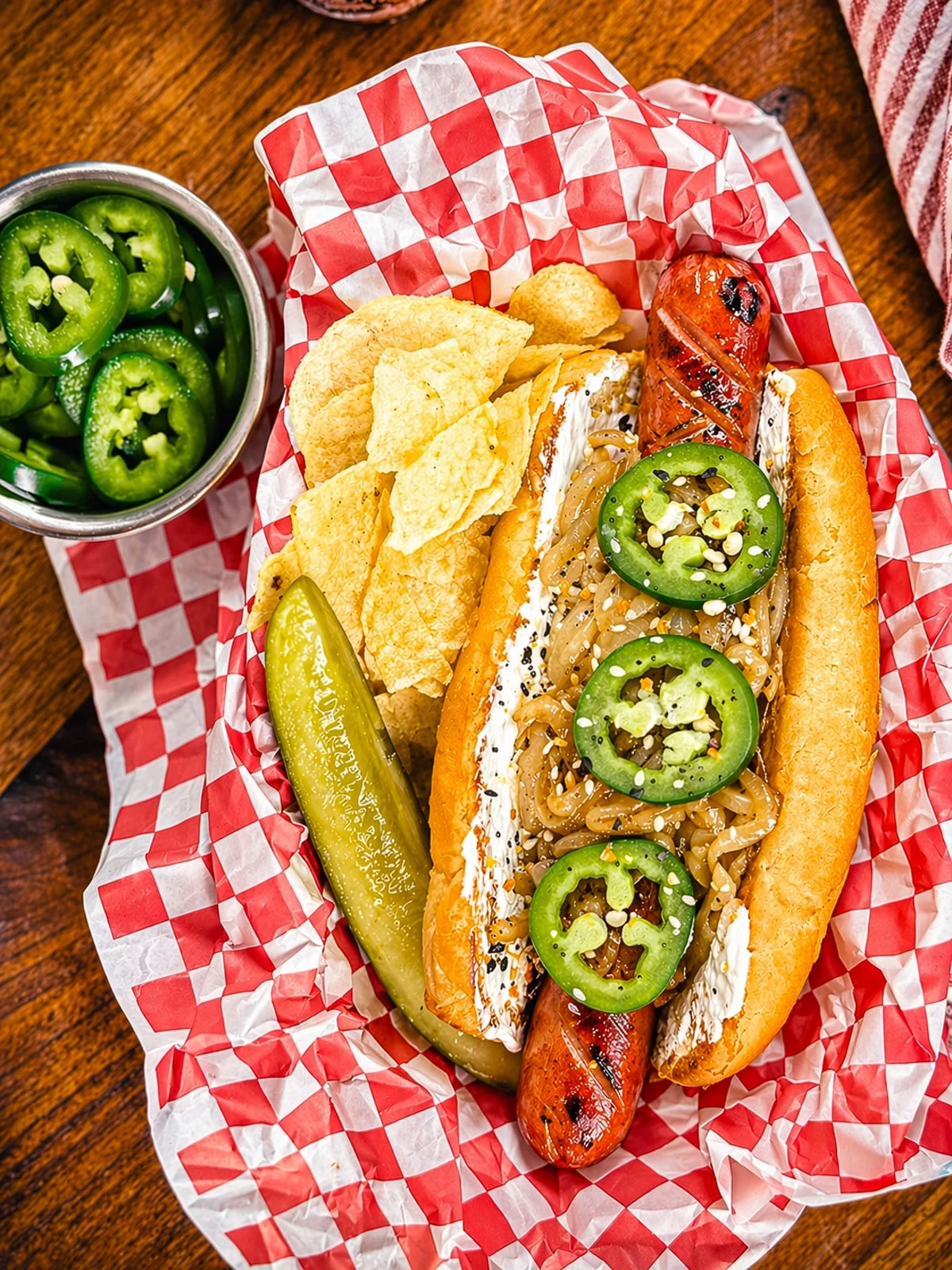 Seattle’s Unconventional Culinary Gem: The Cream Cheese Hot Dog Revolution