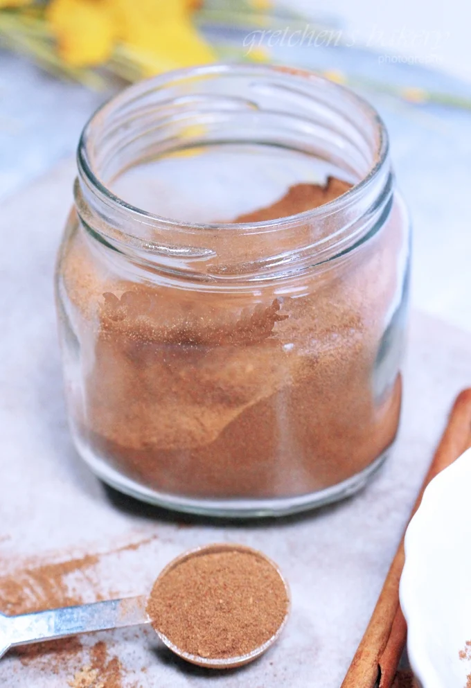 The Aromatic Alchemy of Autumn: Mastering Pumpkin Pie Spice for Effortless Fall Baking