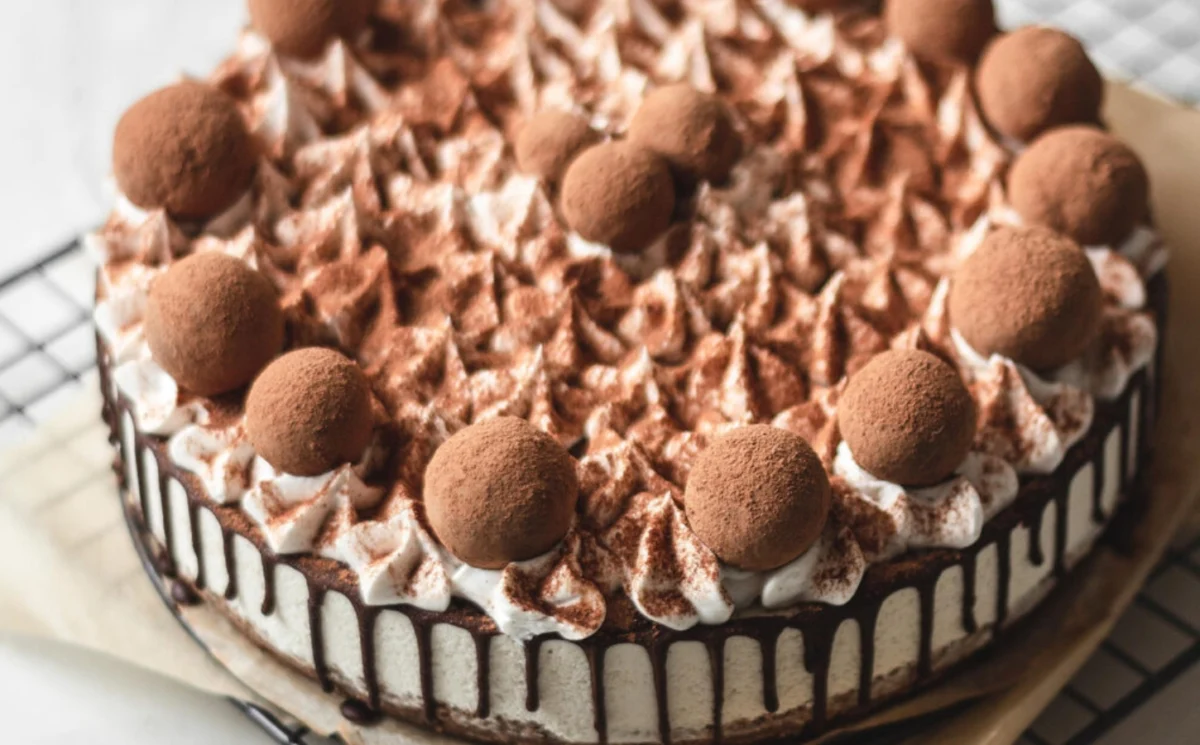 The Enduring Appeal of Coffee in Vegan Desserts: A Deep Dive into Flavorful Innovations
