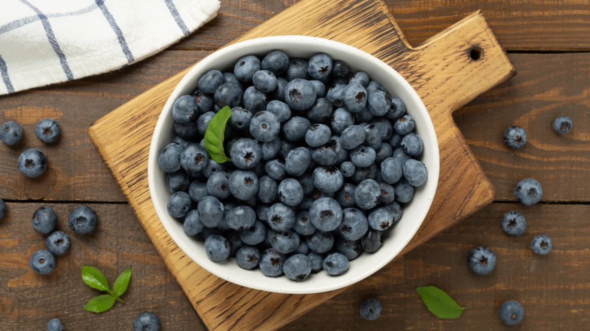 The Molecular Alchemy of Flavor: Why Coriander is the Definitive Secret Ingredient for Blueberries